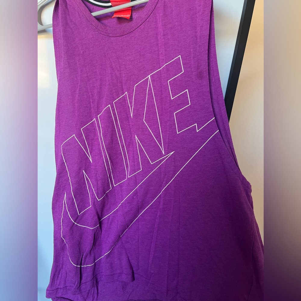 Nike Women’s Logo Tank Purple size S